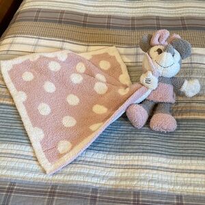 Disney Minnie Mouse barefoot dreams plush